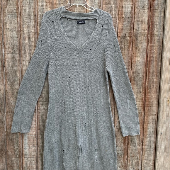 Modx knitted long sleeve distressed sweater dress - Picture 2 of 16